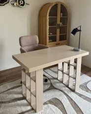Työpöytä ELURA 120 cm x 60 cm hyllyillä Vaaleanbeige_1174290