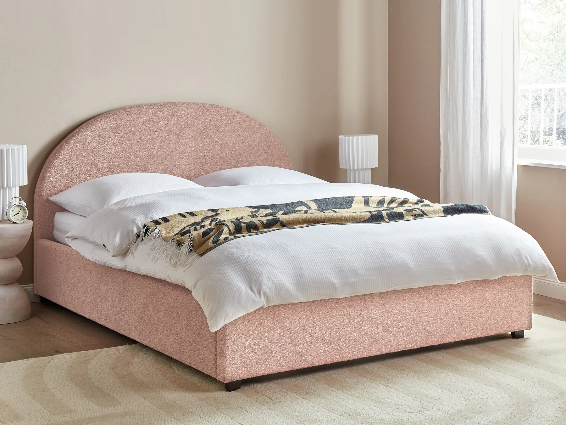 Ottoman Bed VAUCLUSE Boucle Pastel Pink 140 x 200 cm (EU Double)_913074