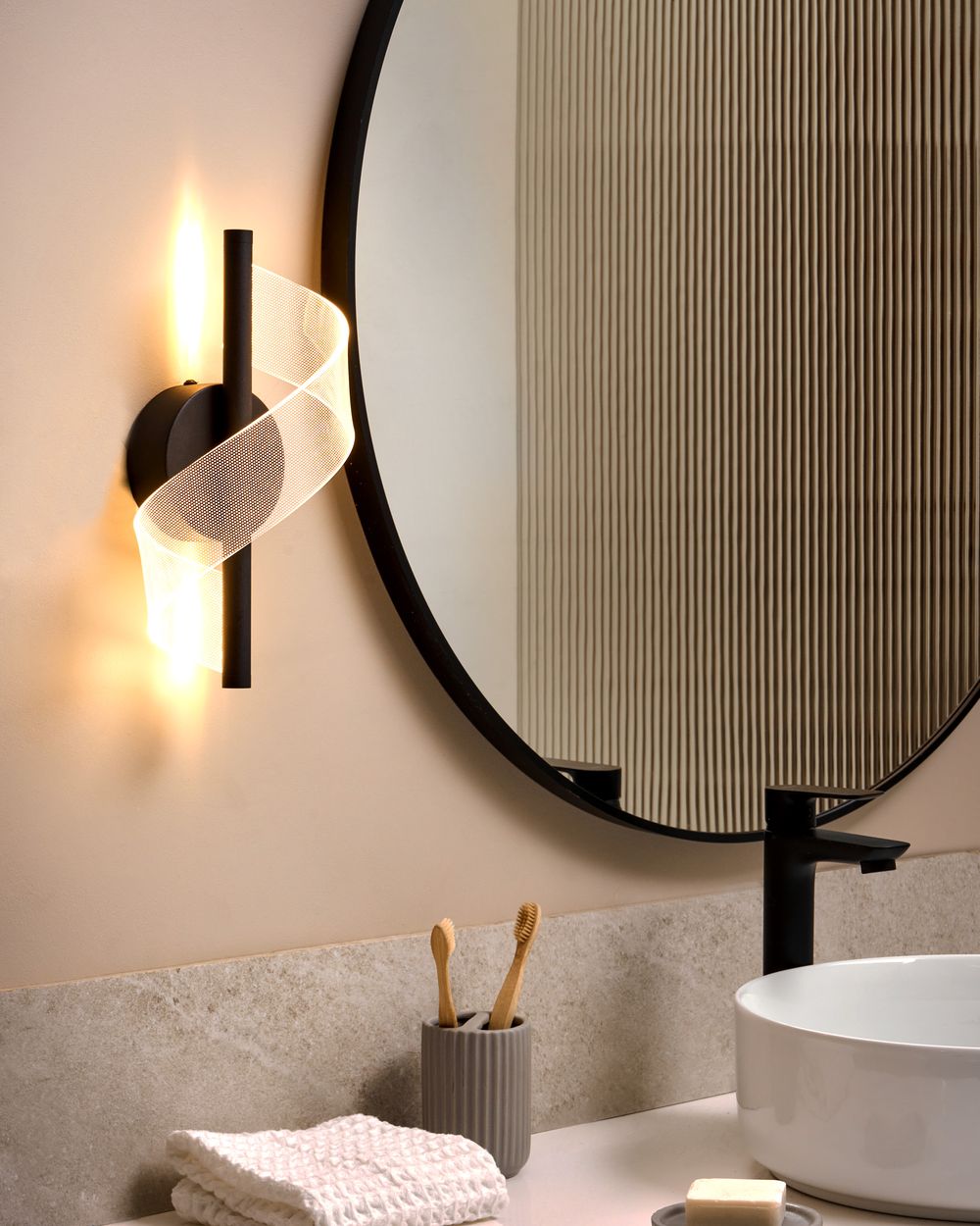 LED Wall Lamp SARELA Metal Black