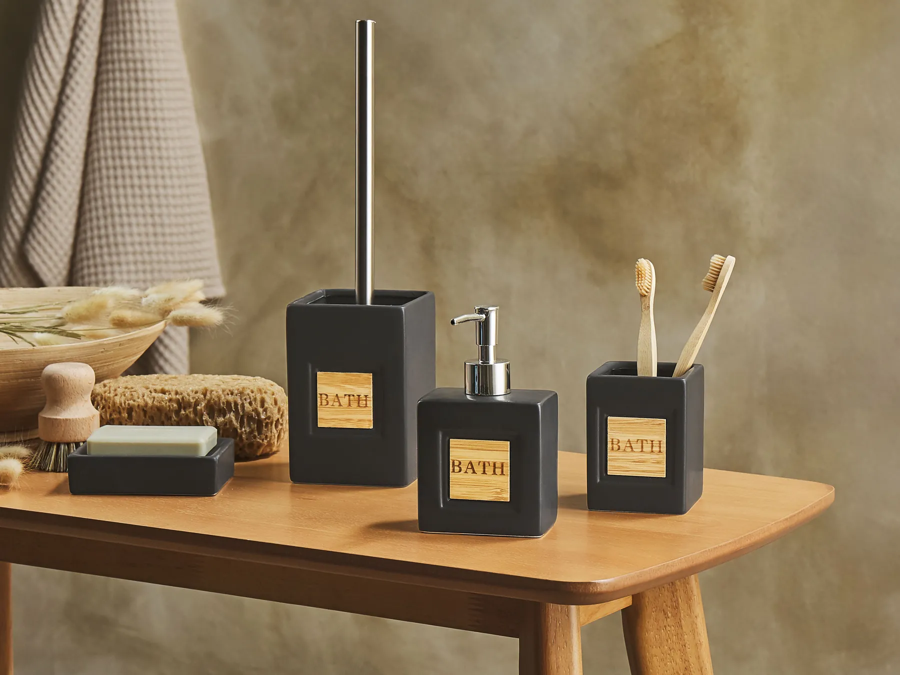 4-Piece Bathroom Accessories Set KOUROU Ceramic Black_823309