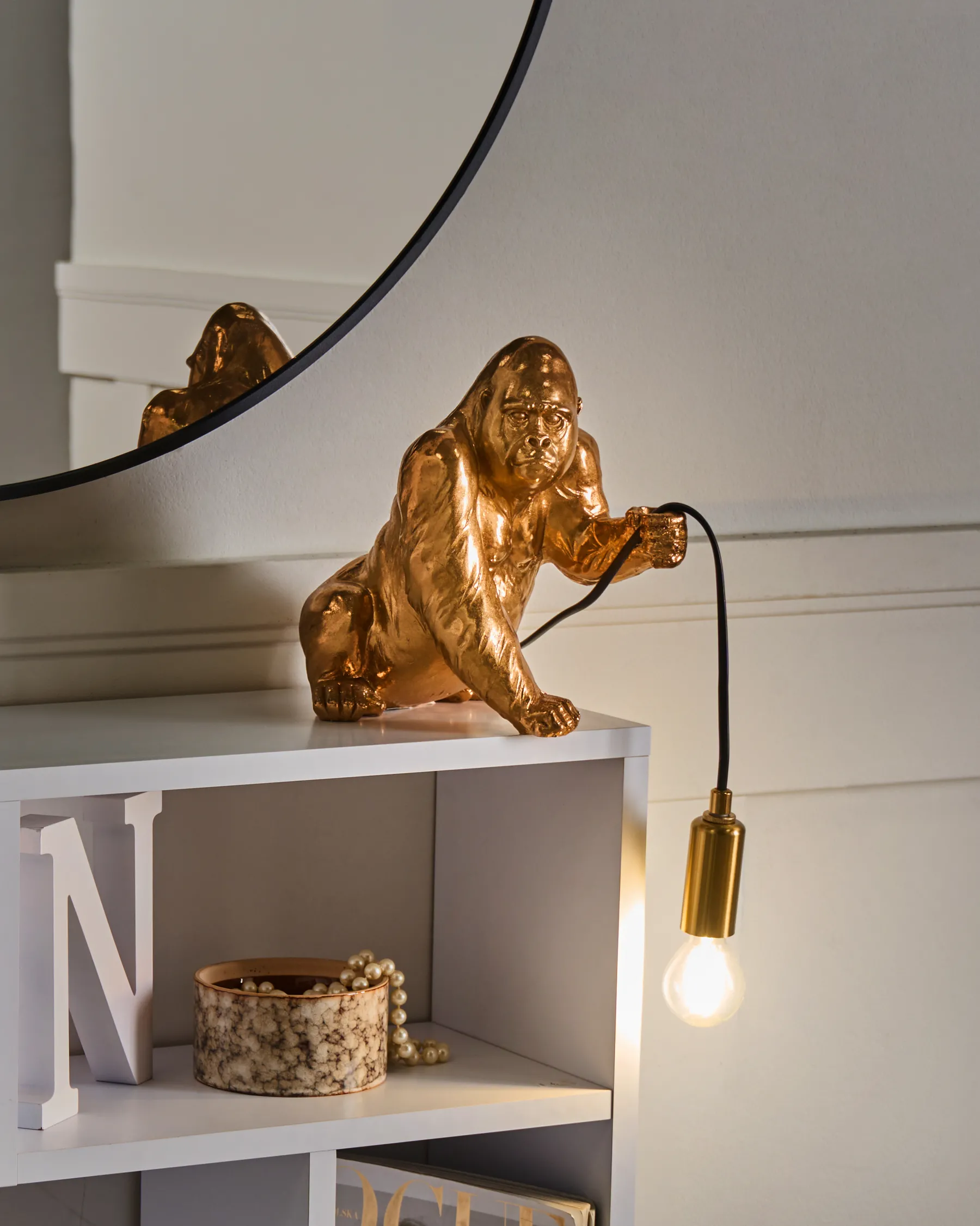 Table Lamp Gorilla HARAMBE Gold_1003441