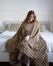 Bedspread RAKYA Faux Fur 200 x 220 cm Light Brown_1022077