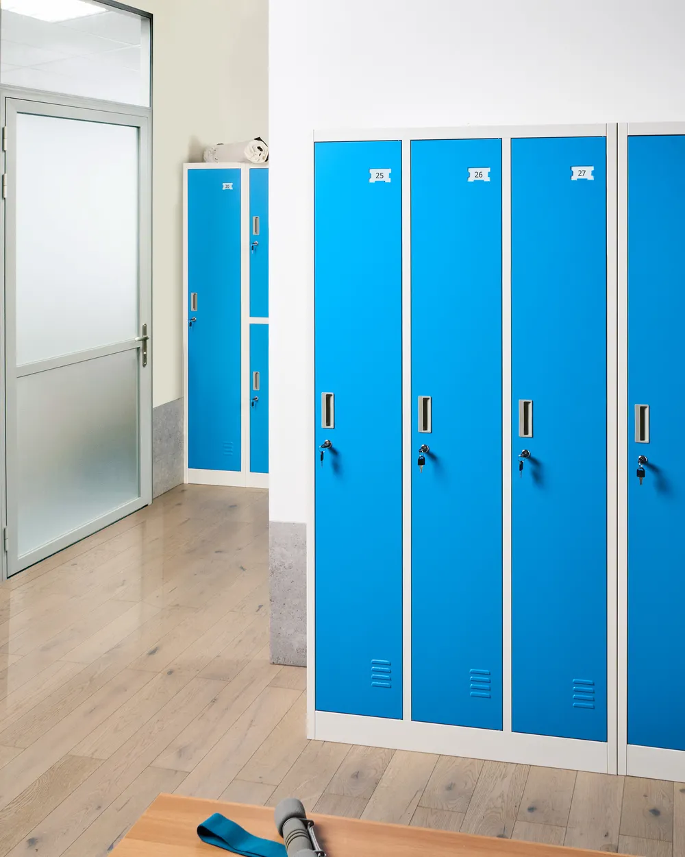 3-Door Storage Locker ATHLETE Metal White/ Blue