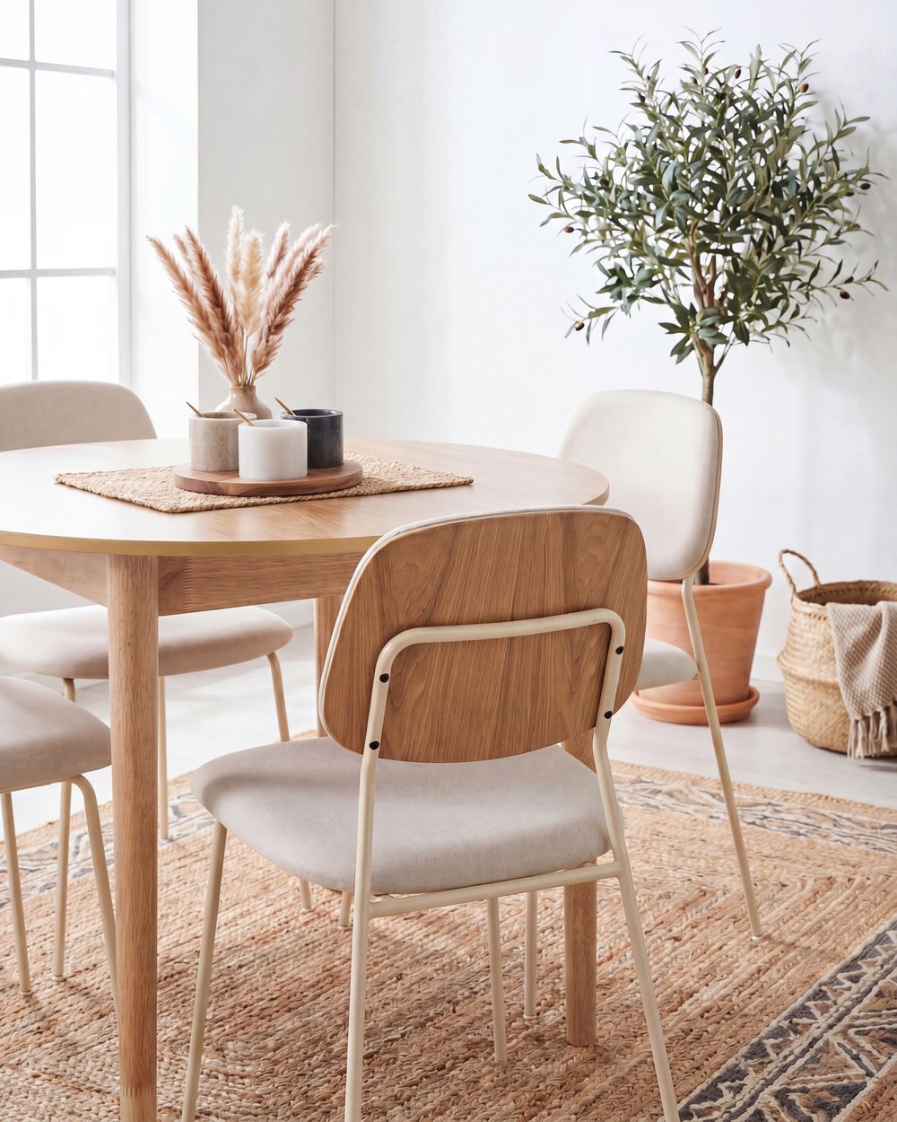 Sett med 4 spisestoler RILEY Off white