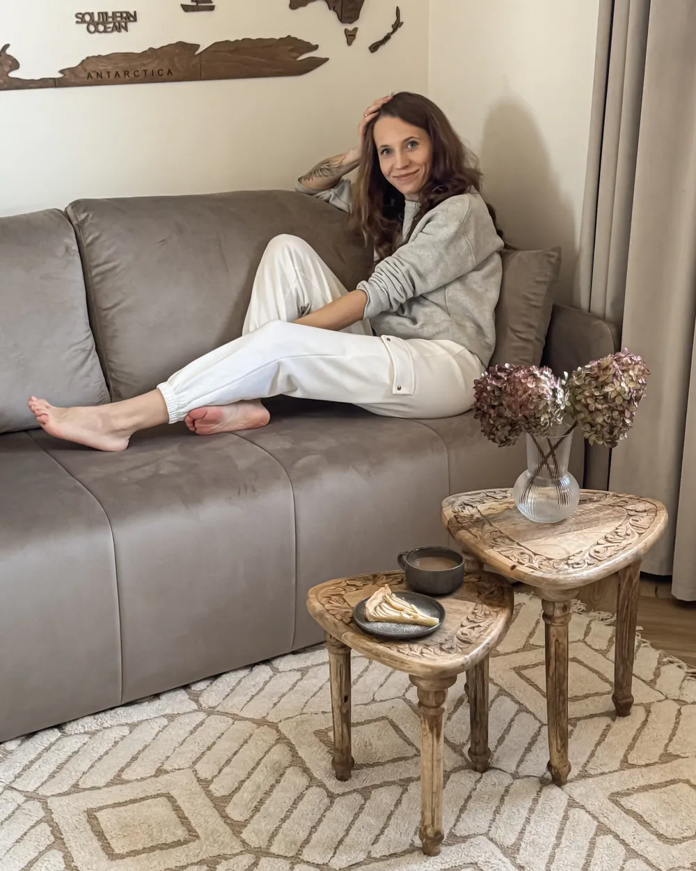 Sofa Bed 3 Seater EGGE Velvet Taupe_1043046
