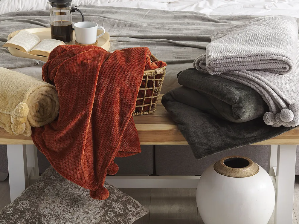 Blanket SAITLER 200 x 220 cm Golden Brown_770454