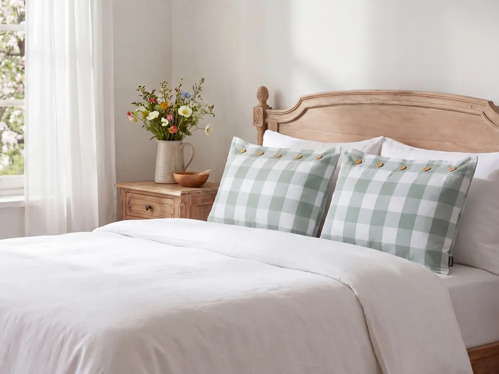 Set of 2 Decorative Cushions TAMNINE 40 x 60 cm Mint Green Checked