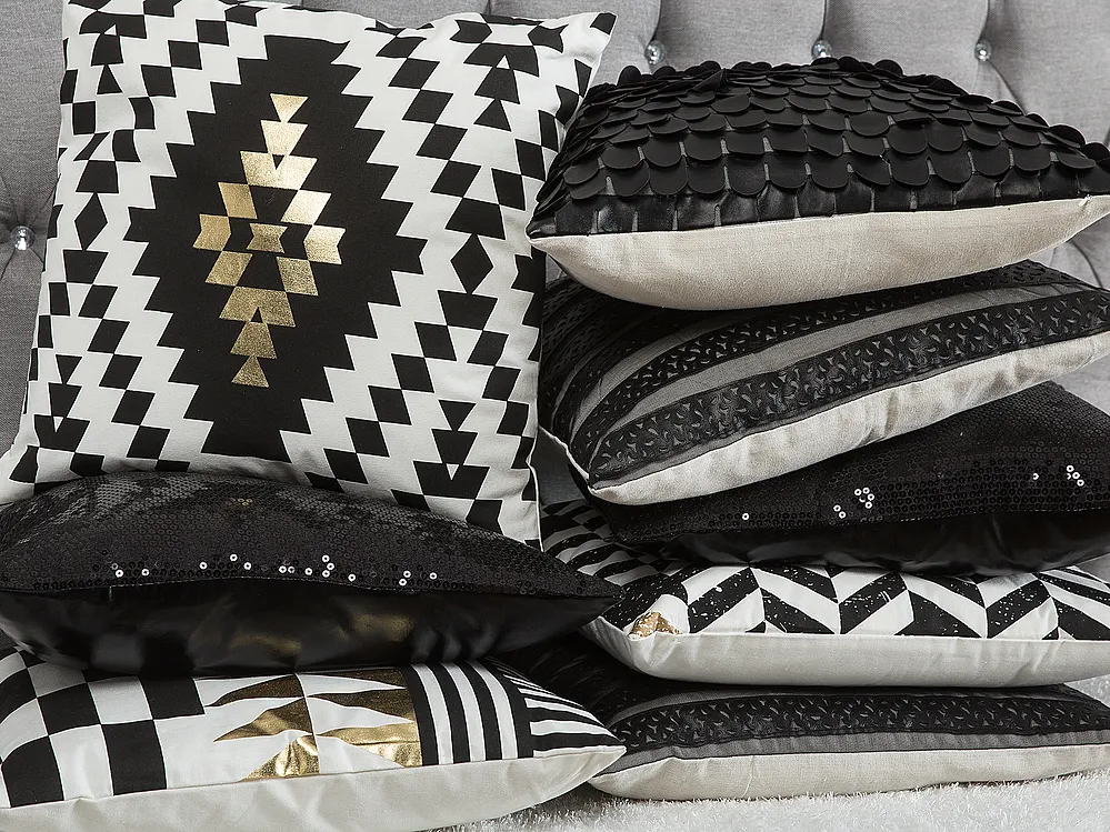 Set of 2 Decorative Cushions HELCONIA 45 x 45 cm Cotton Multicolour Geometric Pattern