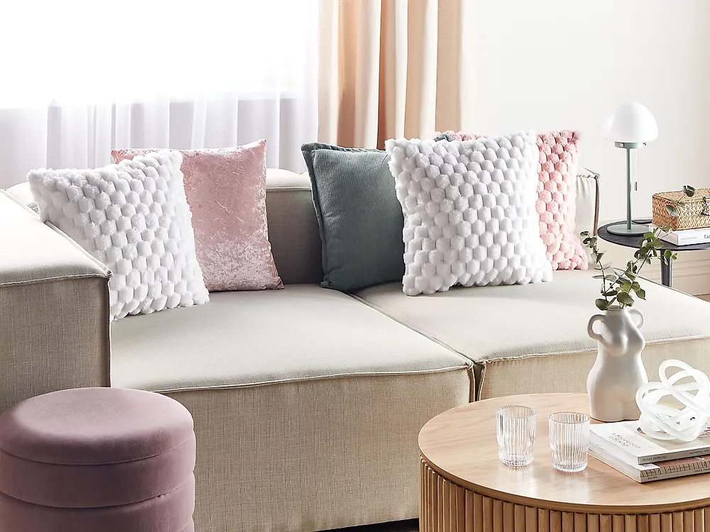 Set of 2 Decorative Cushions PURSLANE 43 x 43 cm Faux Fur White Geometric Pattern_1182465