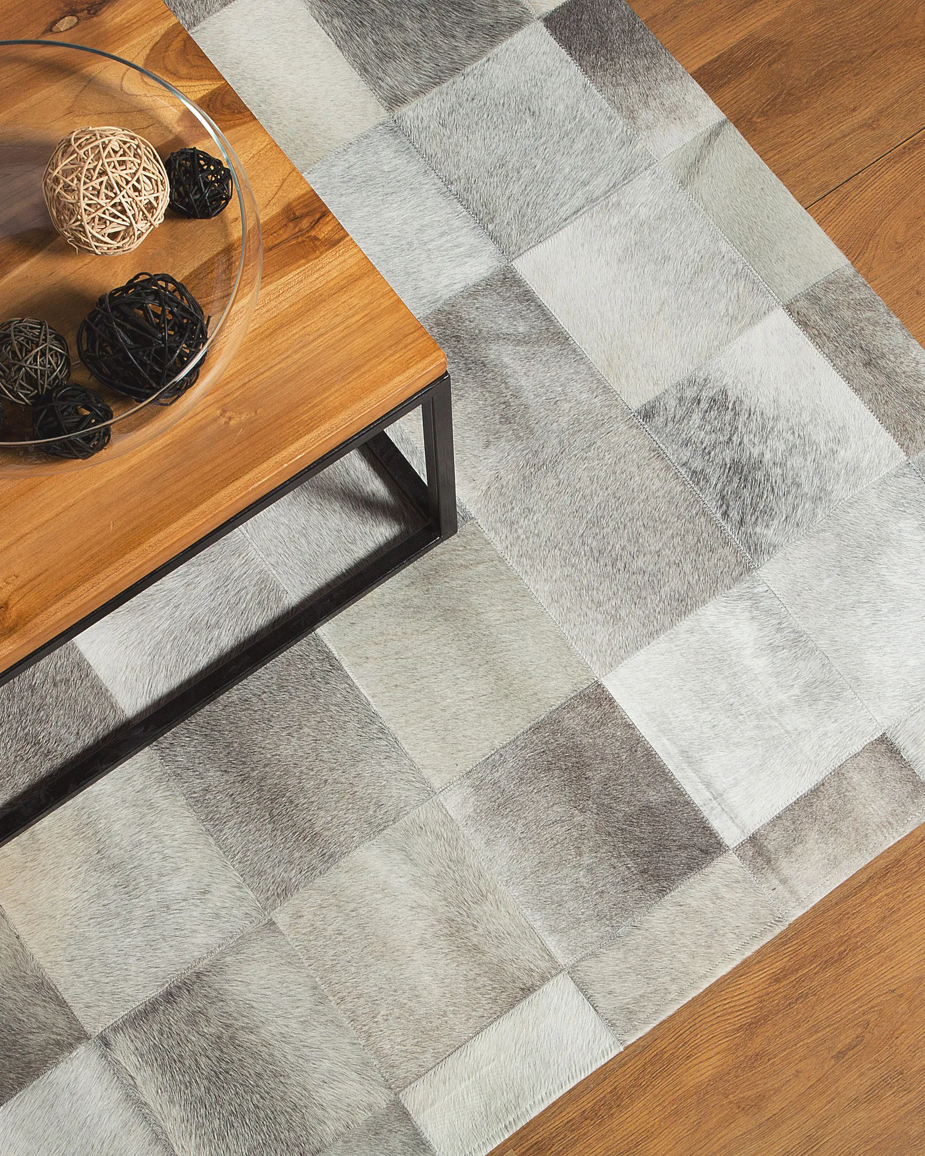 Rug ALACAM Grey 140 x 200 cm Leather_688511