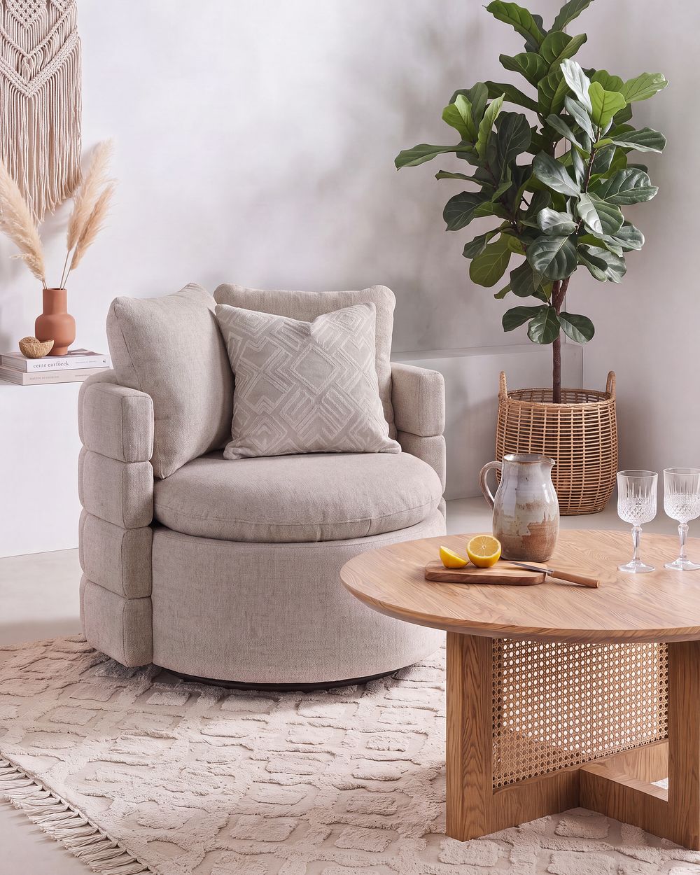 Svingbar lenestol RANDERS Med oppbevaring Beige