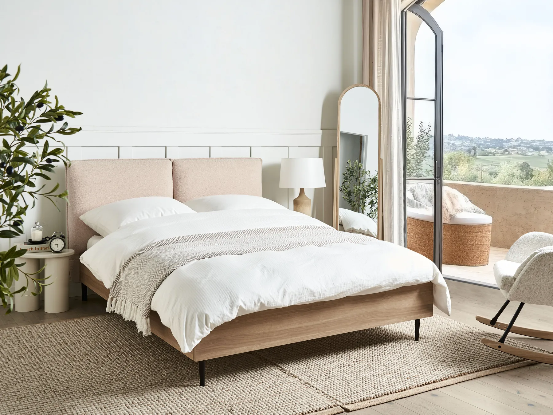 Säng med lamellram Bouclé LIMANTON 140 x 200 cm Beige_971420