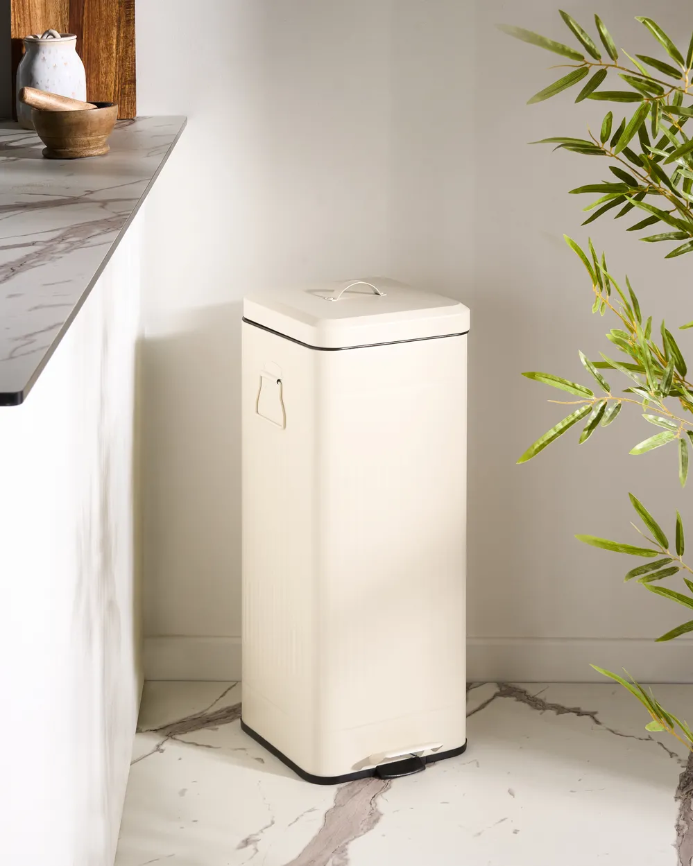 Pedal Waste Bin 30 L ECOCOMFORT Metal Beige
