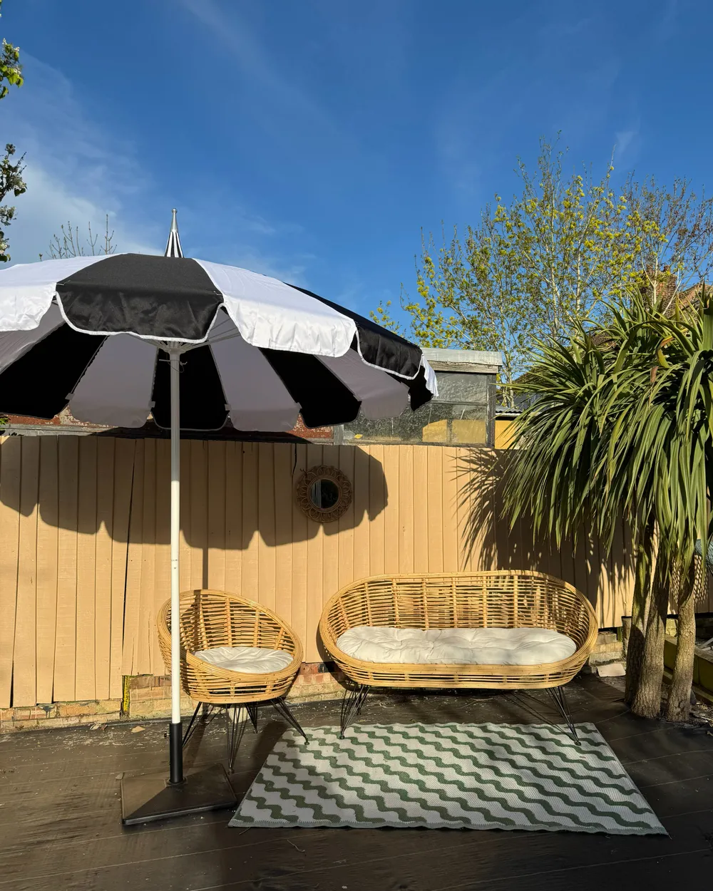 Market Parasol 245 cm MINOA Black/ White_982510
