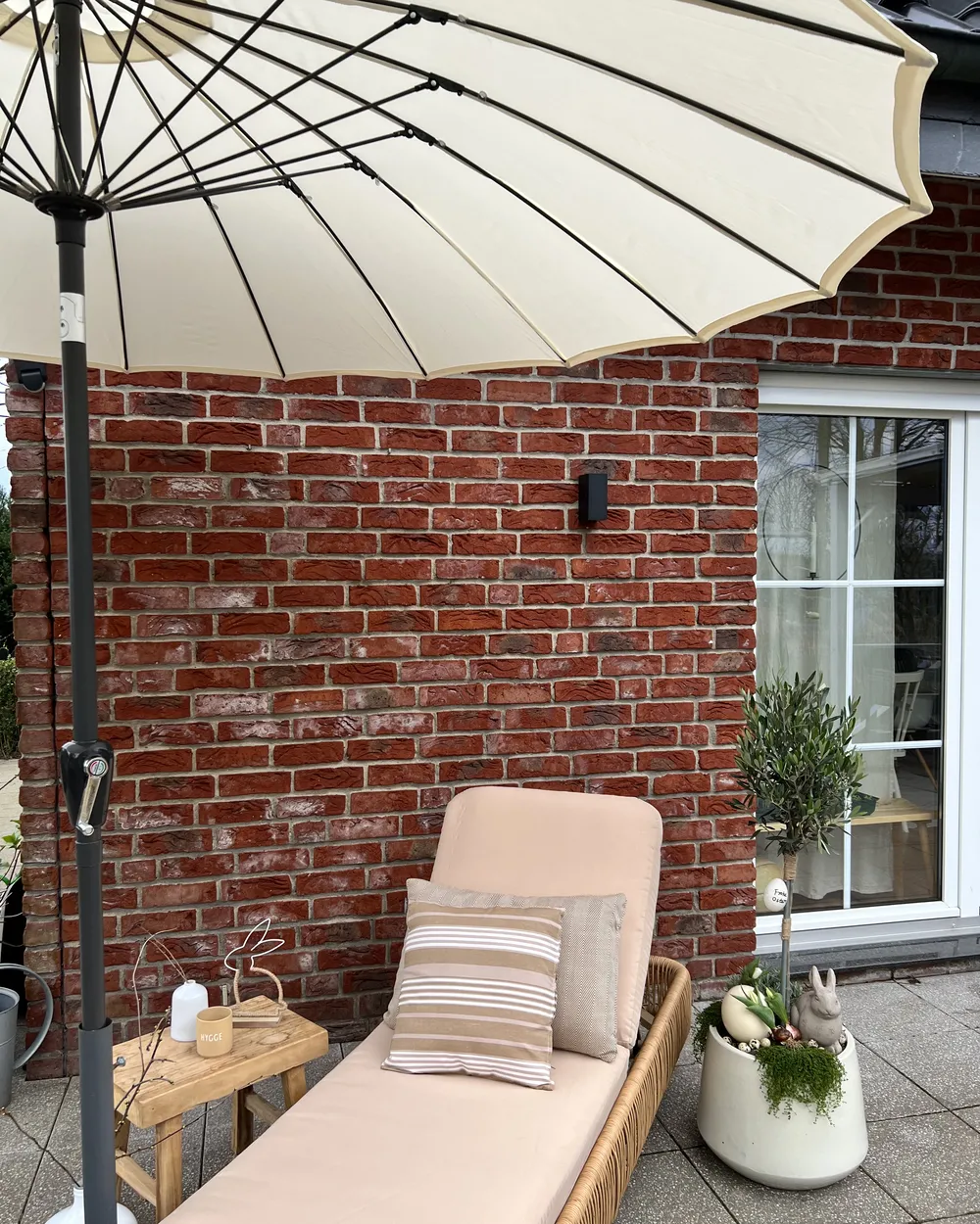 Solseng med pute OSINI PE-rotting Beige_915837
