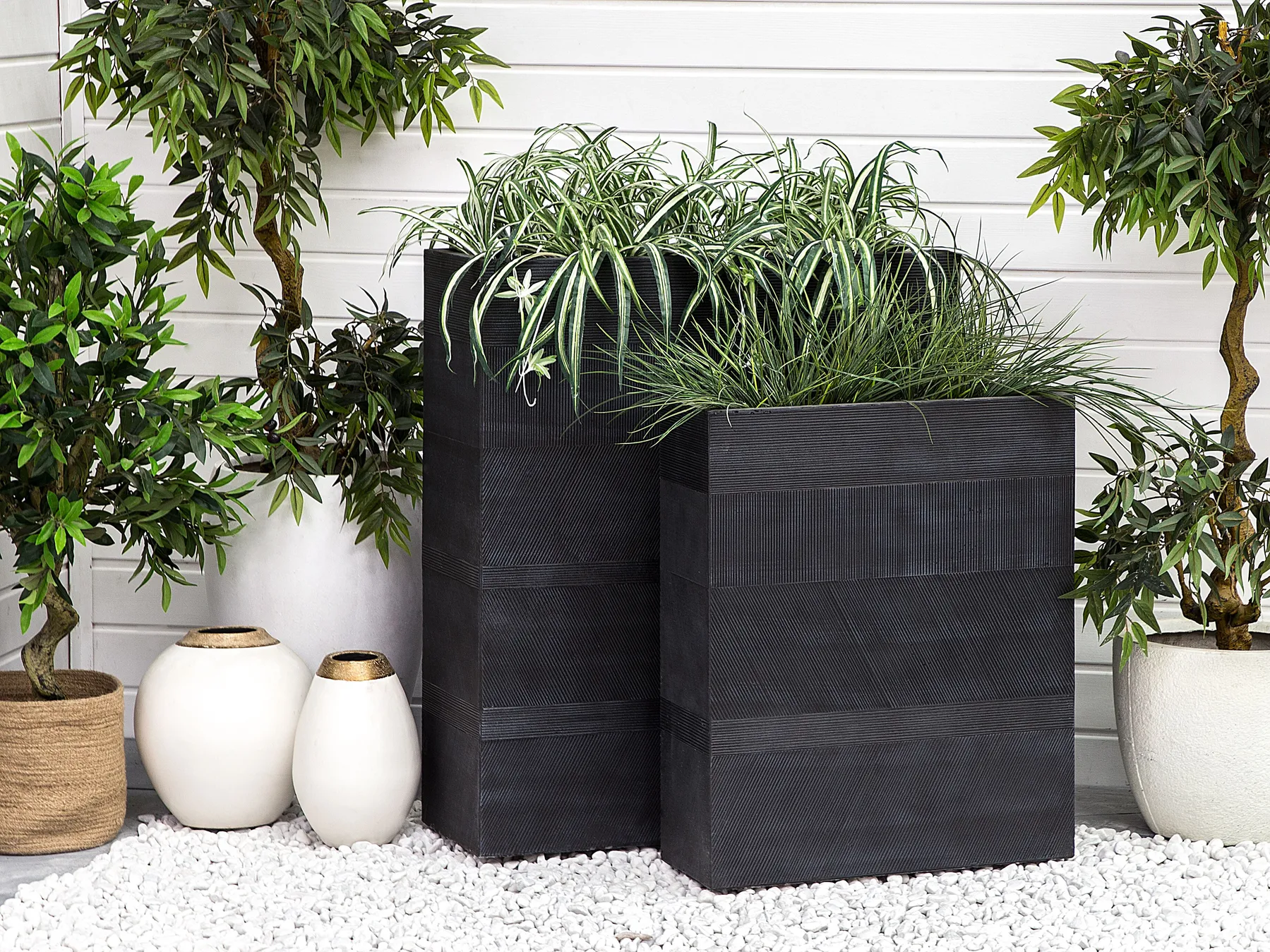 Plant Pot THIMENA 80 cm Black_853350
