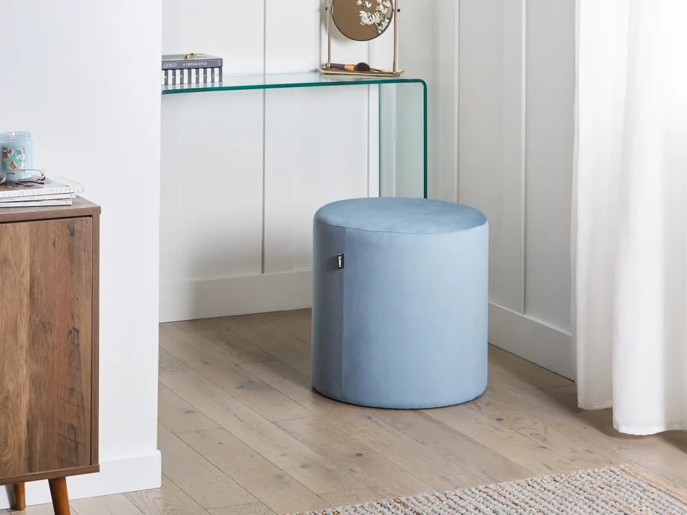 Pouffe LOVETT Velvet Light Blue