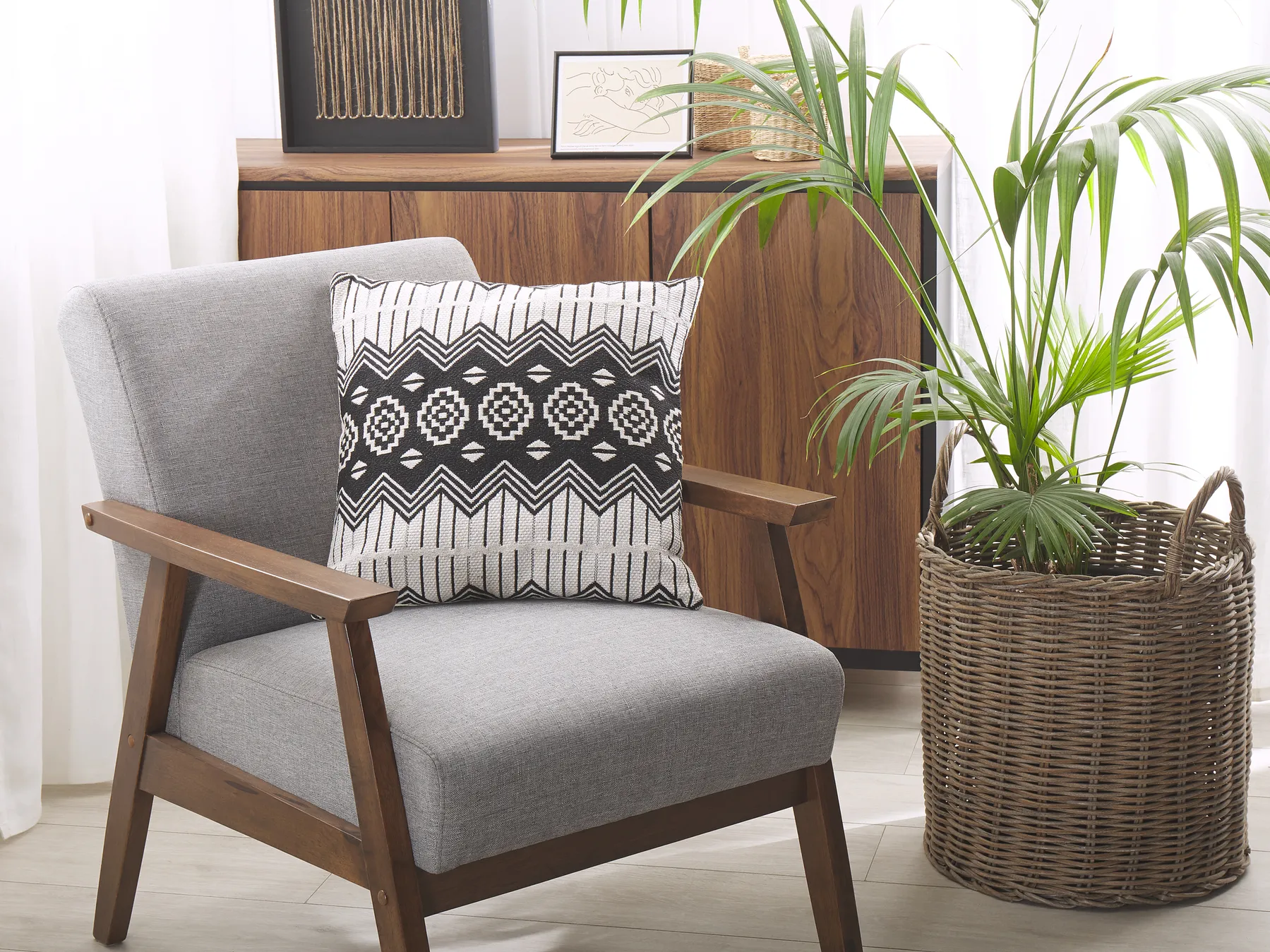 Set of 2 Decorative Cushions CARDAK 45 x 45 cm Cotton Black/ White Geometric Pattern_802264