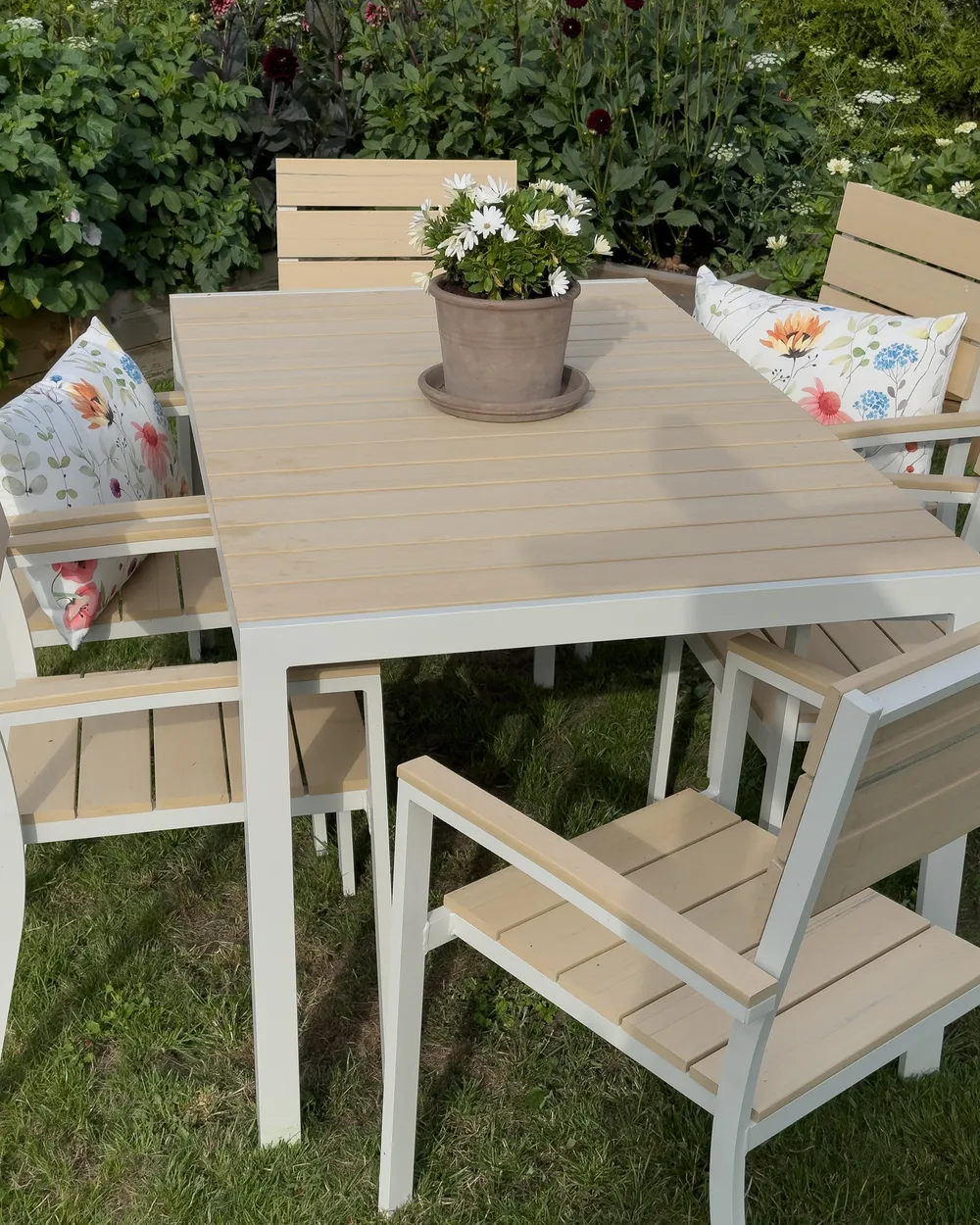 Trädgårdsmatbord för 6 personer COMO 150 cm 90 cm Beige_1006469