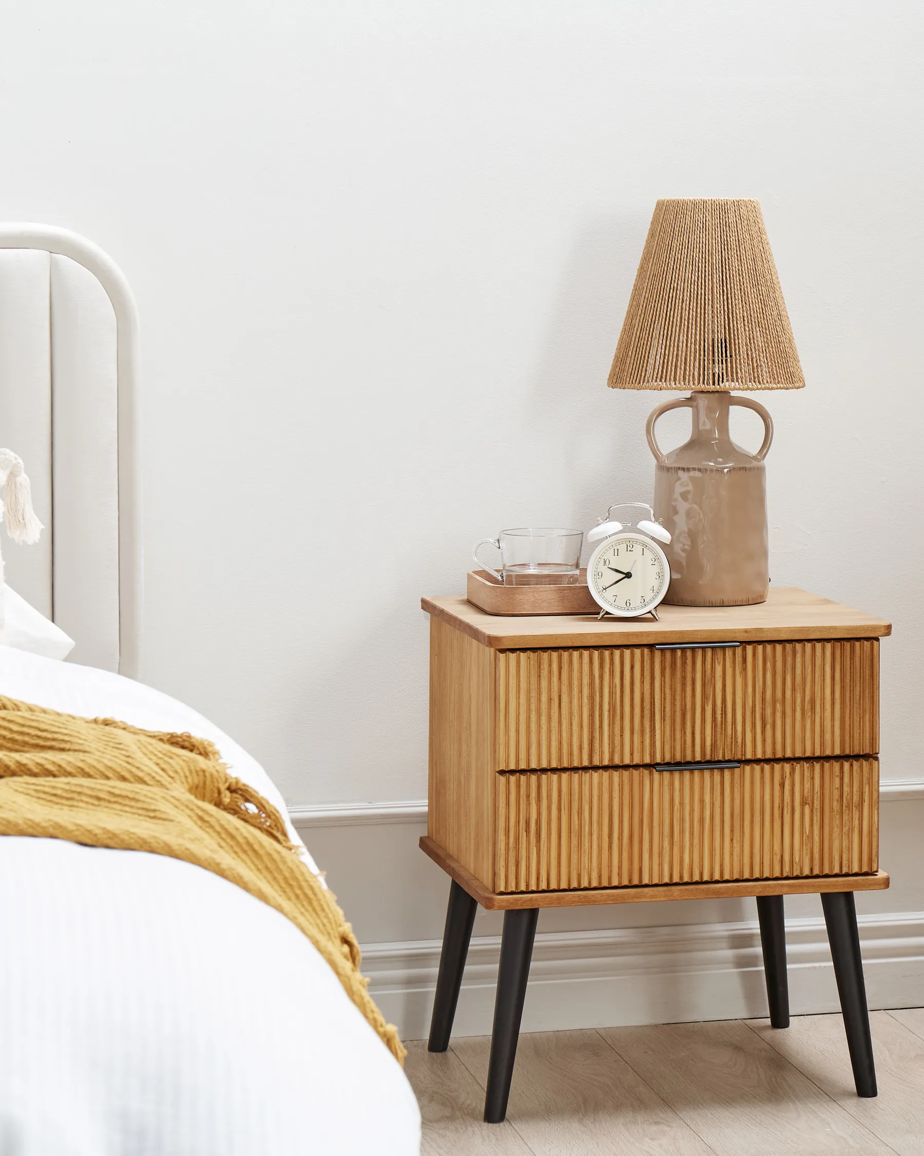 2 Drawer Bedside Table TIMMINS Pine Wood Brown_936594