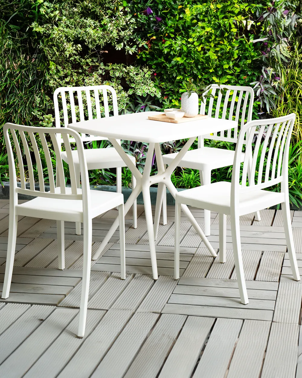 Set of 4 Garden Chairs SERSALE Synthetic Material White