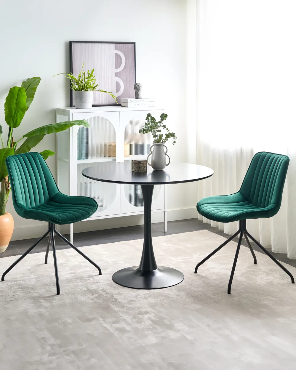 Set of 2 Dining Chairs NAVASOTA Velvet Emerald Green