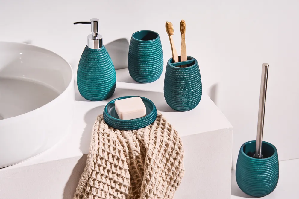5-Piece Bathroom Accessories Set QUILCA Teal