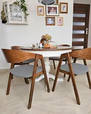 Set med 2 matstolar YUBA Trä Svart/ Vit_945304