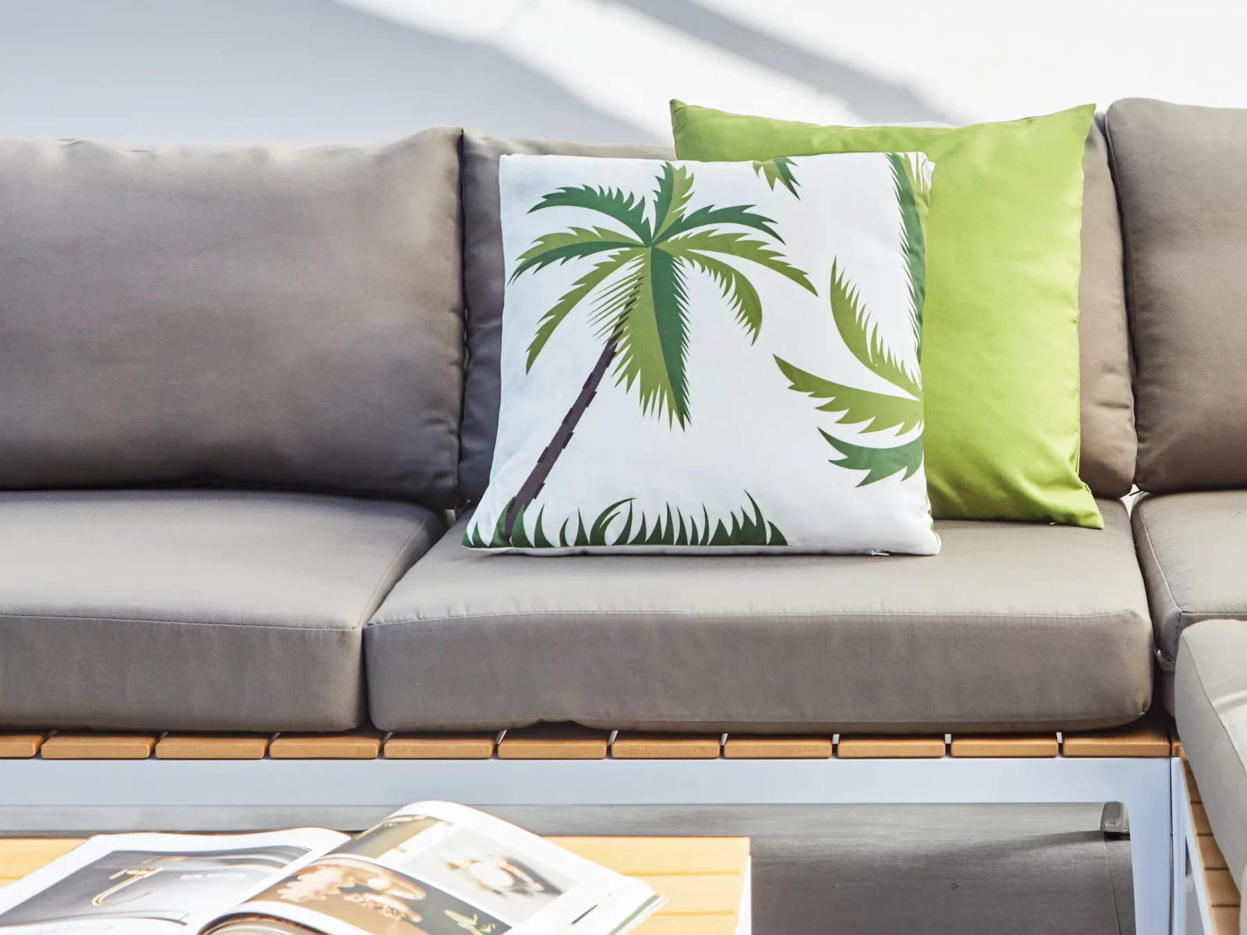 Set of 2 Outdoor Cushions SEASIDE Plant Pattern 45 x 45 cm Green_976611