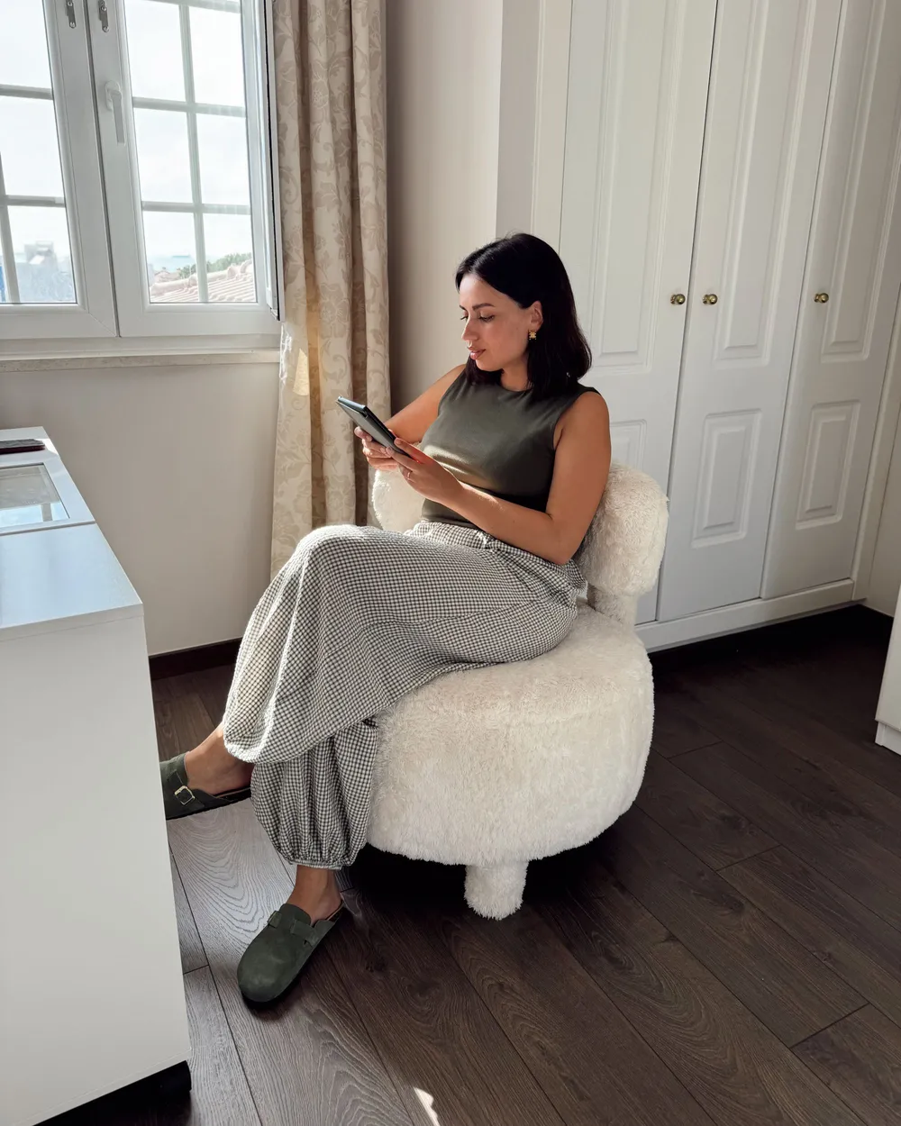 Armchair HAMINA Faux Fur Light Beige_1085718