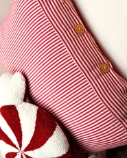 Set of 2 Decorative Cushions AALITA 40 x 60 cm Cotton Red Striped_1034633