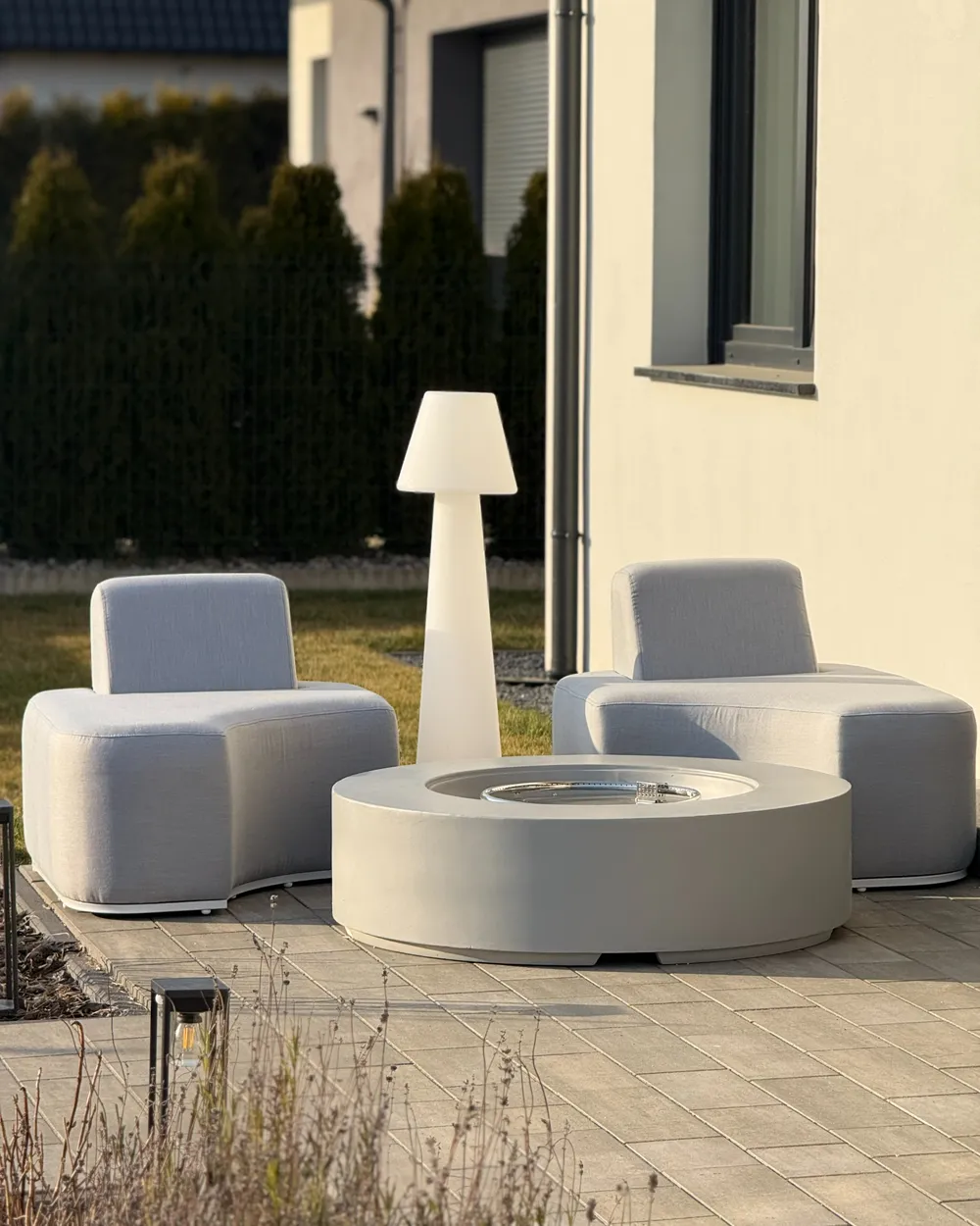 Garden Lounge Set with Table 2 Seater FABRO Modular Light Grey_983412