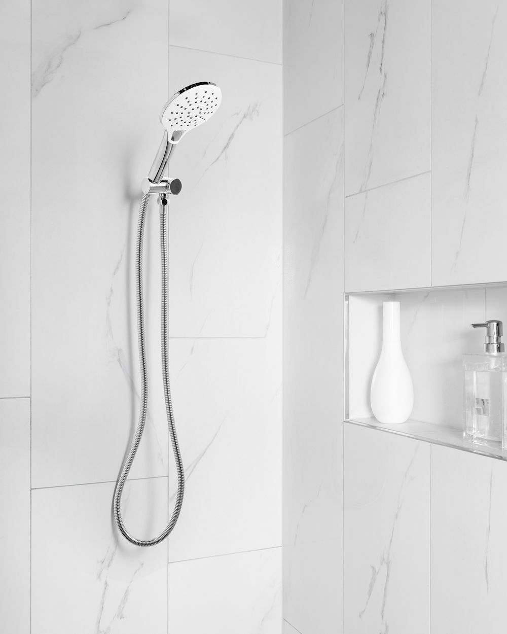 Shower Head and Hose Kit IQUIRA 4-function Silver