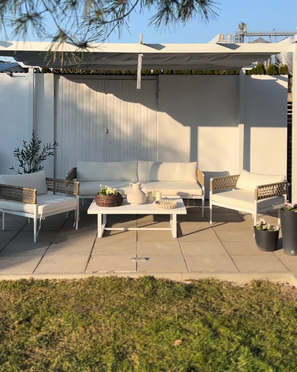 Garden Lounge Set with Table 5 Seater SERLA Metal White_977962
