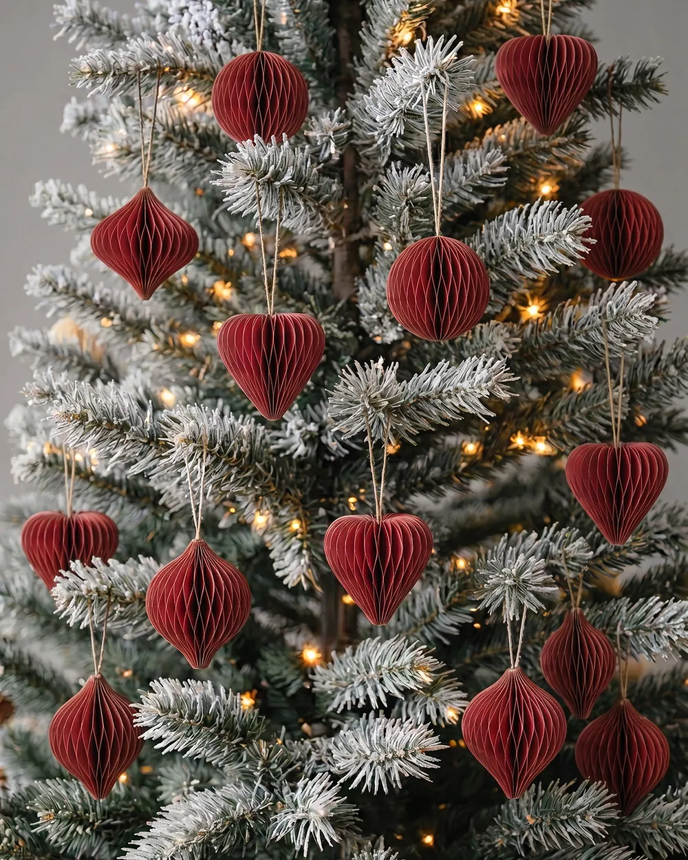 Set of 18 Christmas Tree Ornaments SUSA Paper Red_1084992