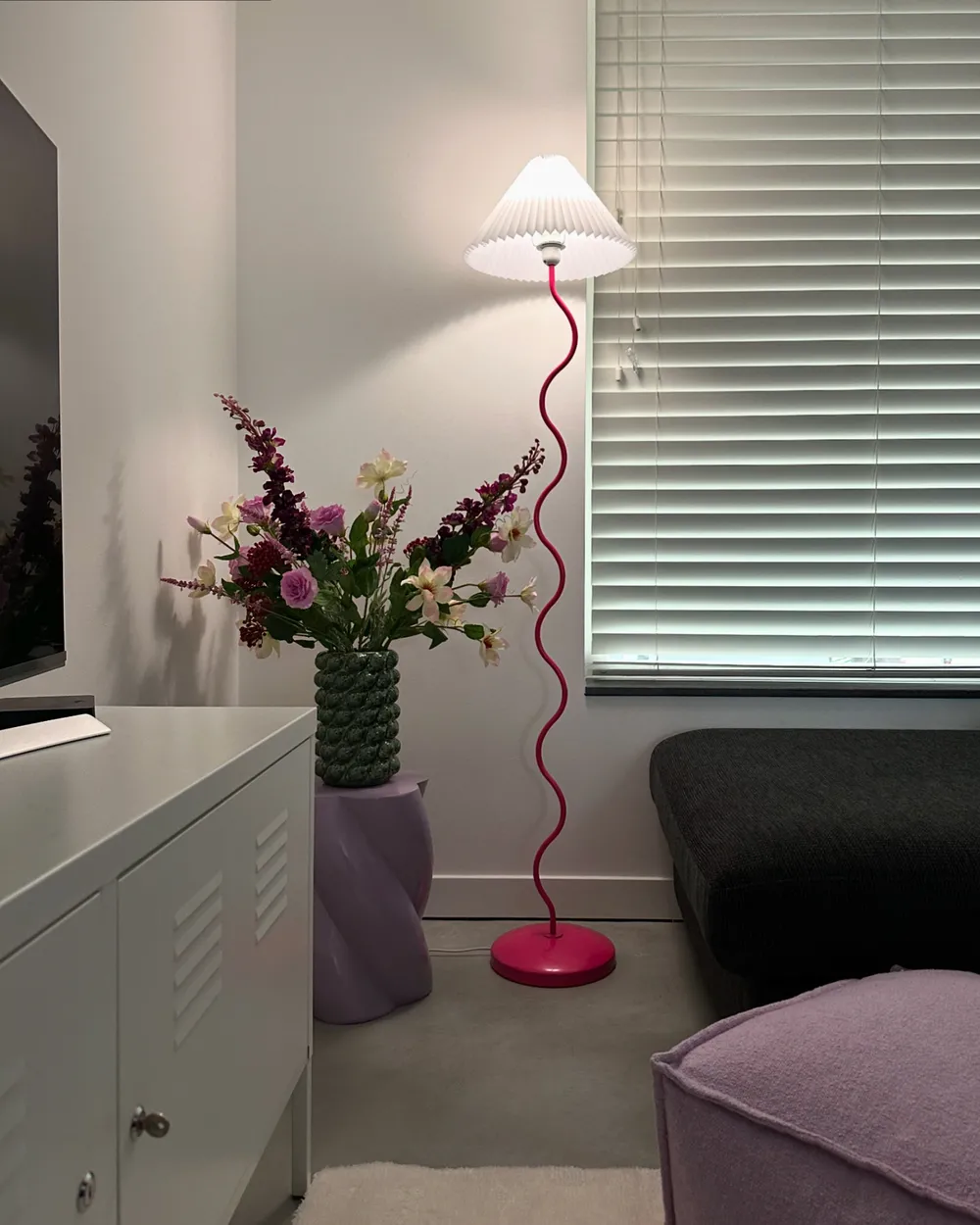 Golvlampa JIKAWO Metall Rosa_951616
