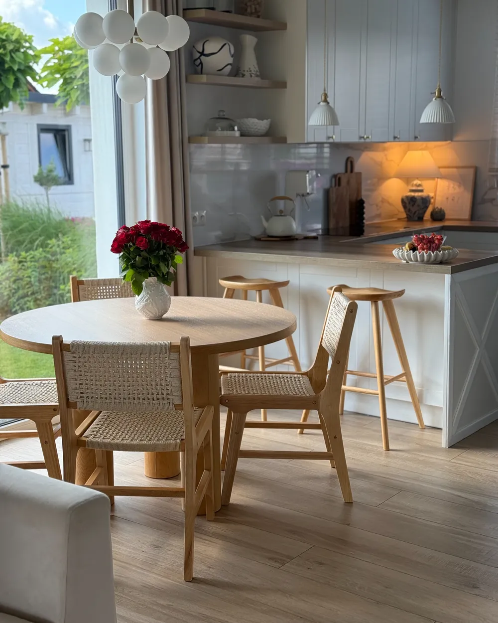 Set med 2 matstolar OZELLA Trä Ljusbrun/ Beige_1018280