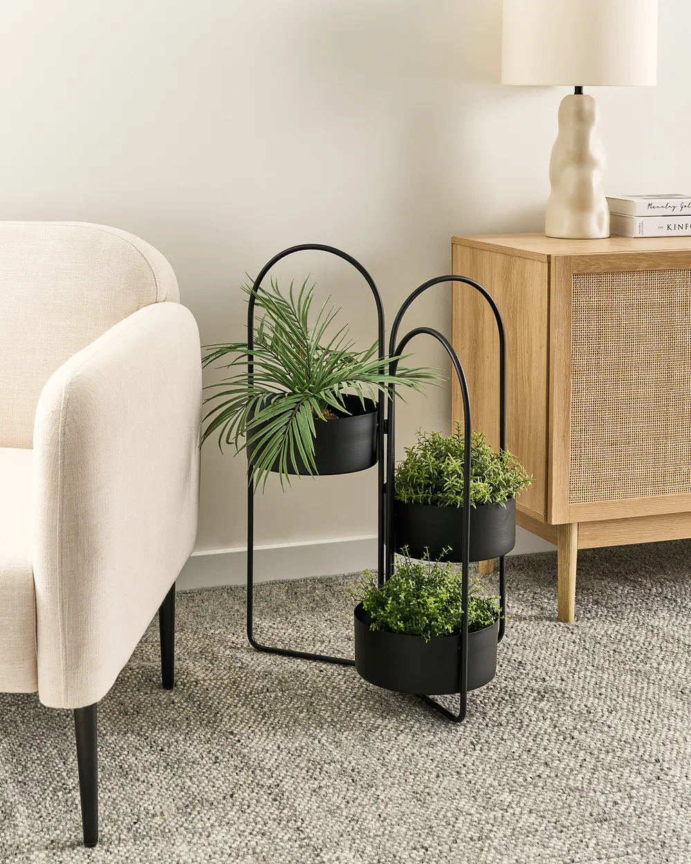 Plant Stand COLUTENA 56 cm Metal Black