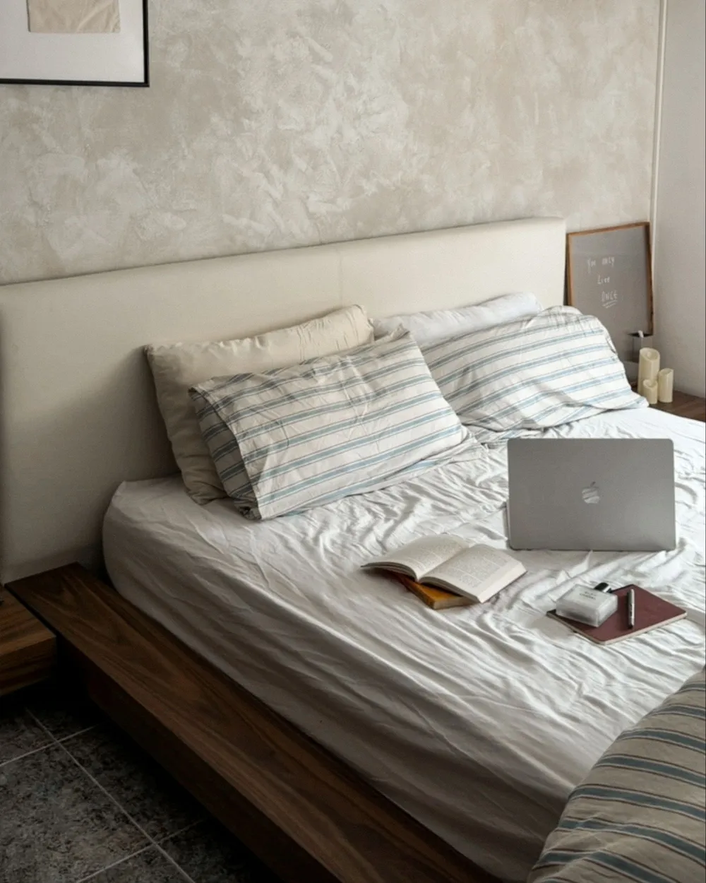 Bed with LED ZEN 160 x 200 cm (EU King Size) Brown Ash Wood_1095738