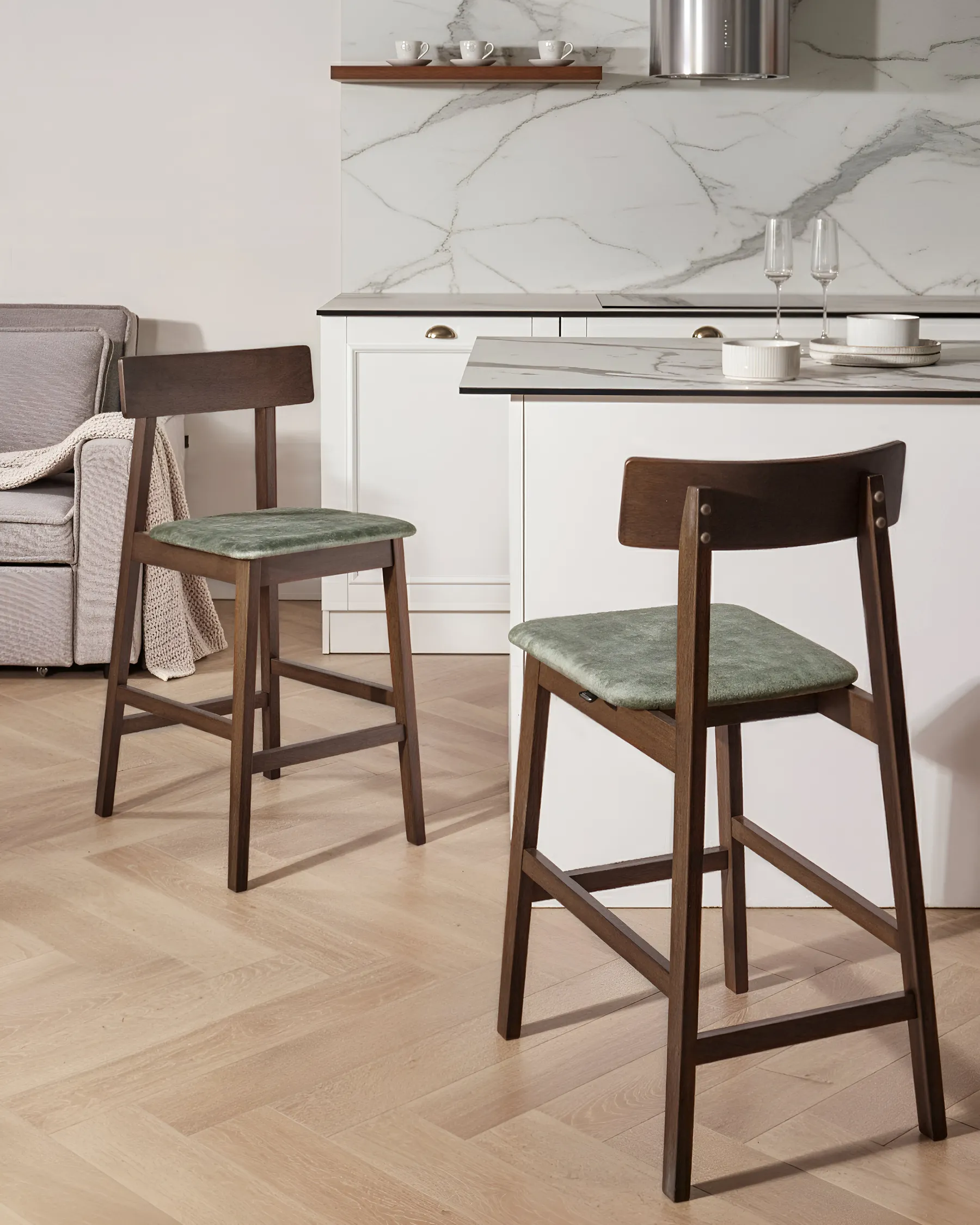 Set of 2 Bar Chairs ISANTI Wood Dark Brown/ Green_1031574
