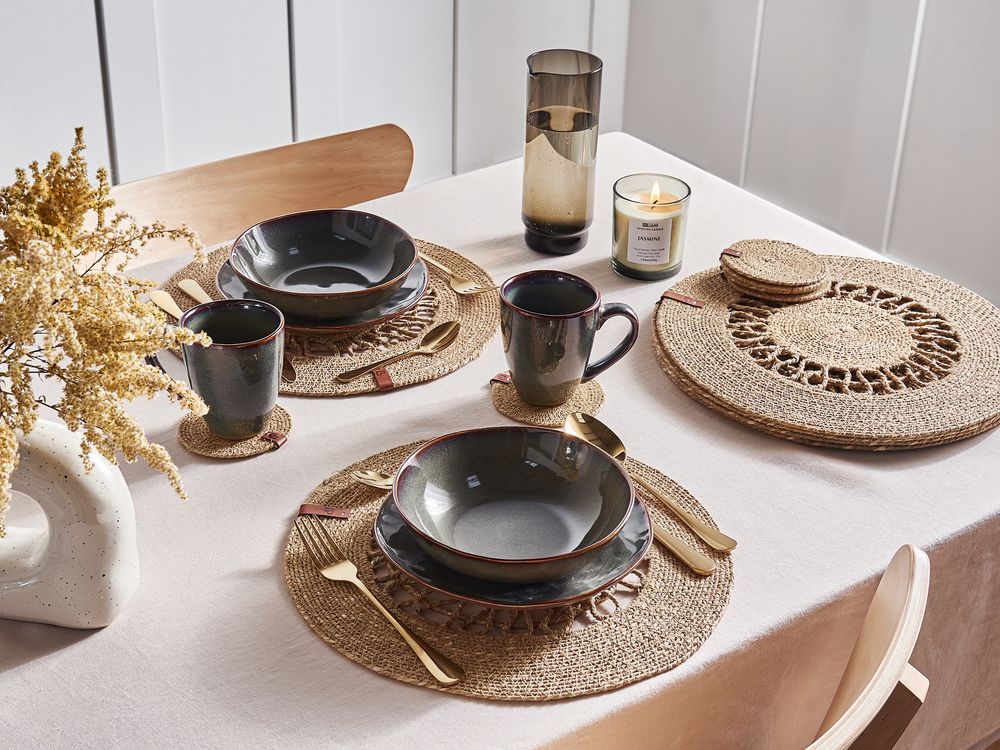 12 Piece Placemats and Coasters Set PEPPERBERRY Seagrass Natural