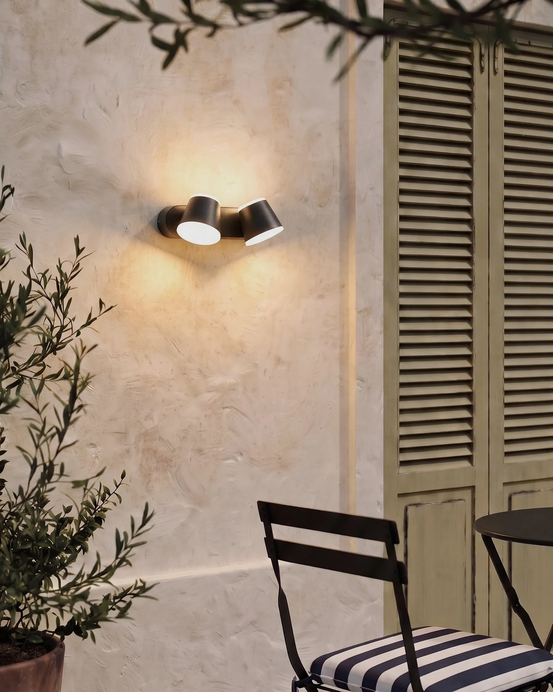 LED-vägglampa för utomhusbruk TENORIO Svart_1105617