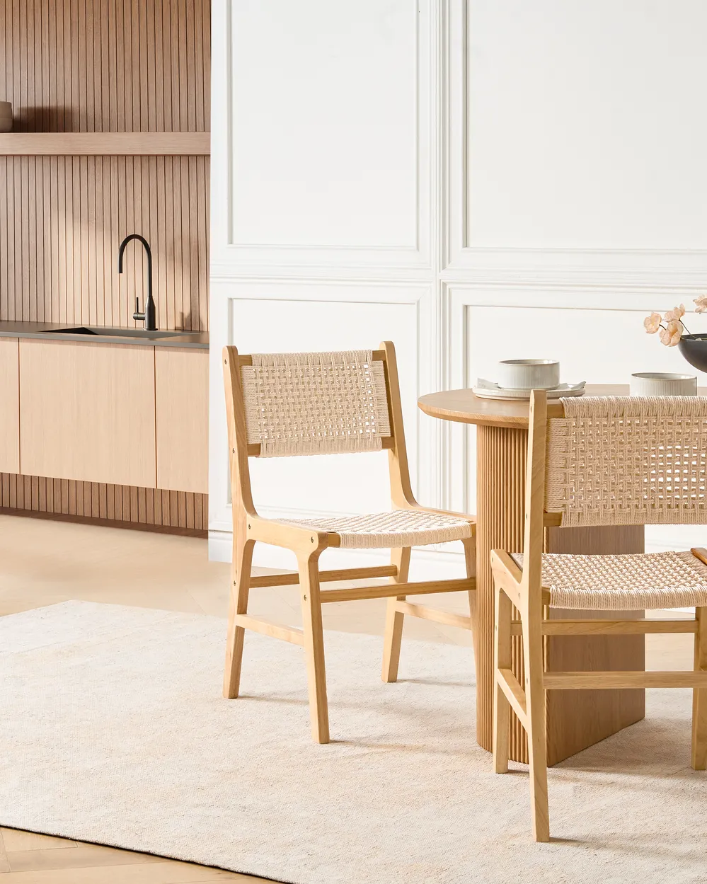 Set med 2 matstolar OZELLA Trä Ljusbrun/ Beige_1078490