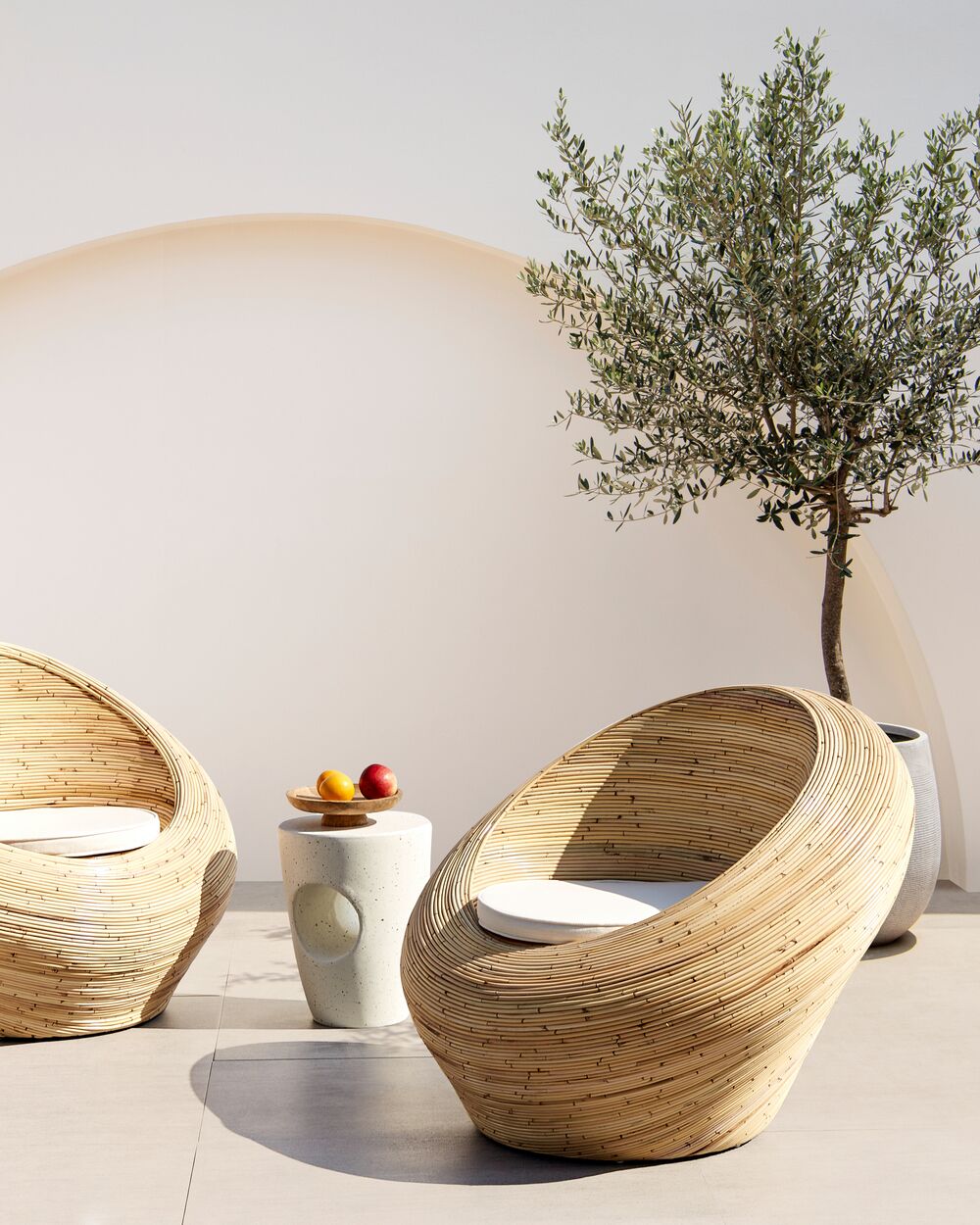Set of 2 Garden Armchairs MAIORI Rattan Natural