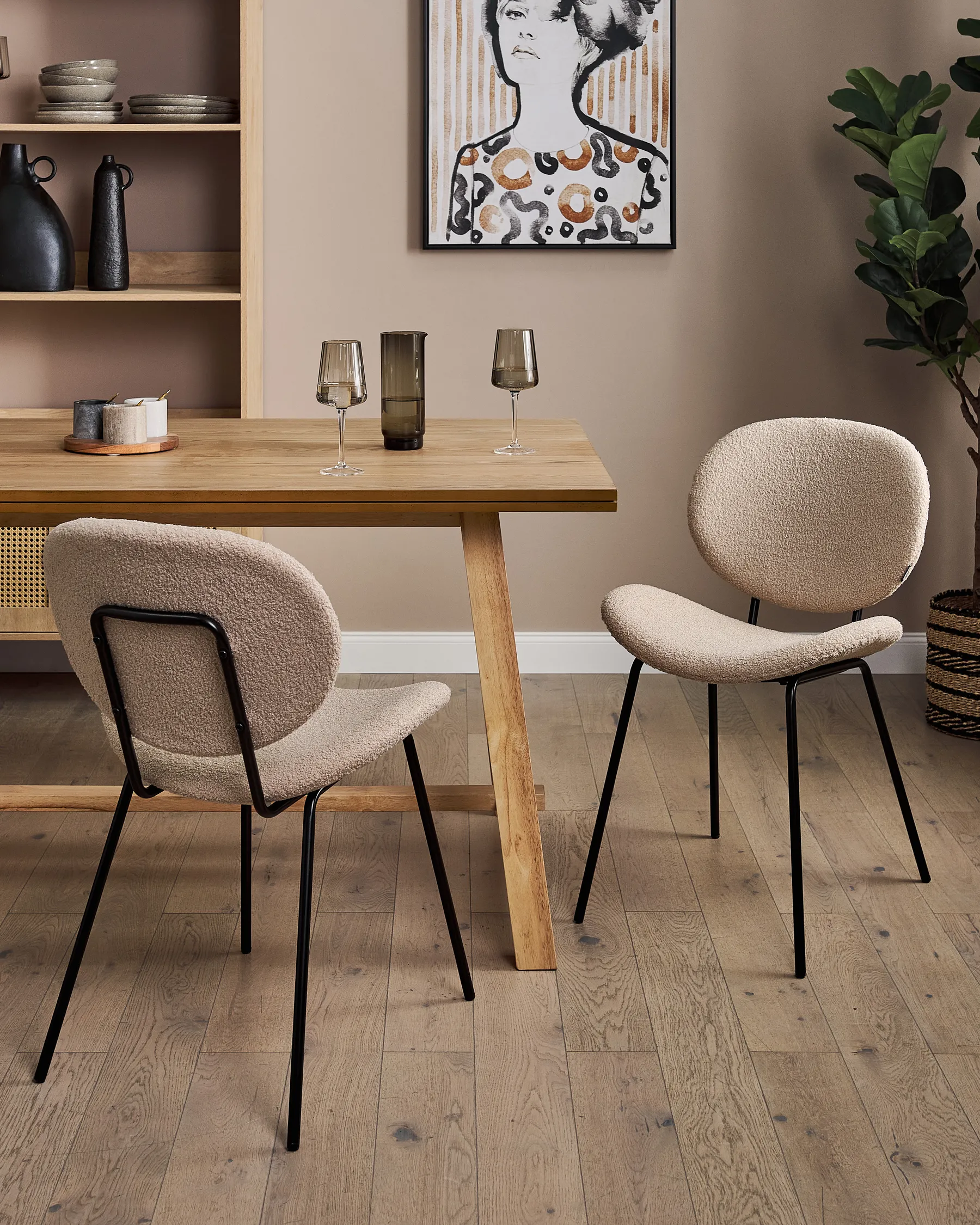 Set med 2 matstolar LUANA Bouclé Taupe_916210