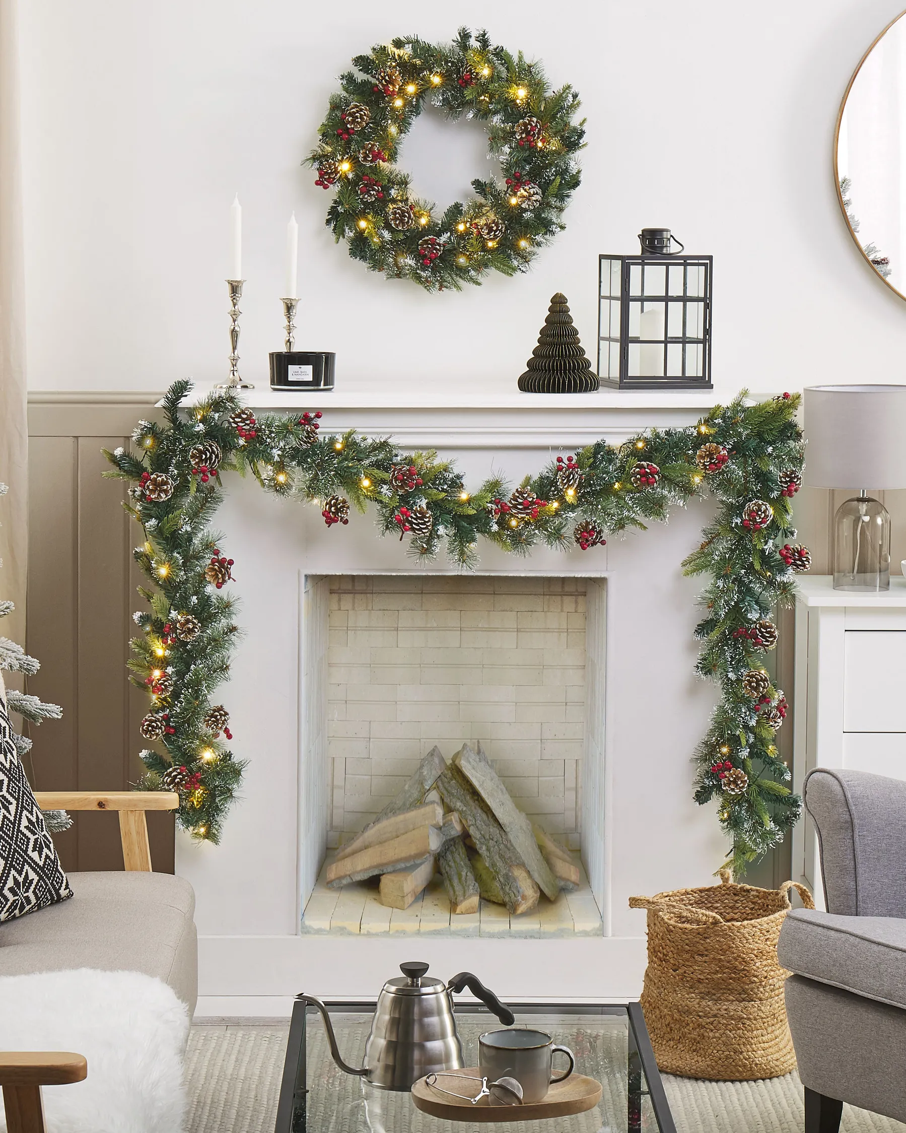 Christmas Wreath LED PAIMIO 60 cm Green_813298