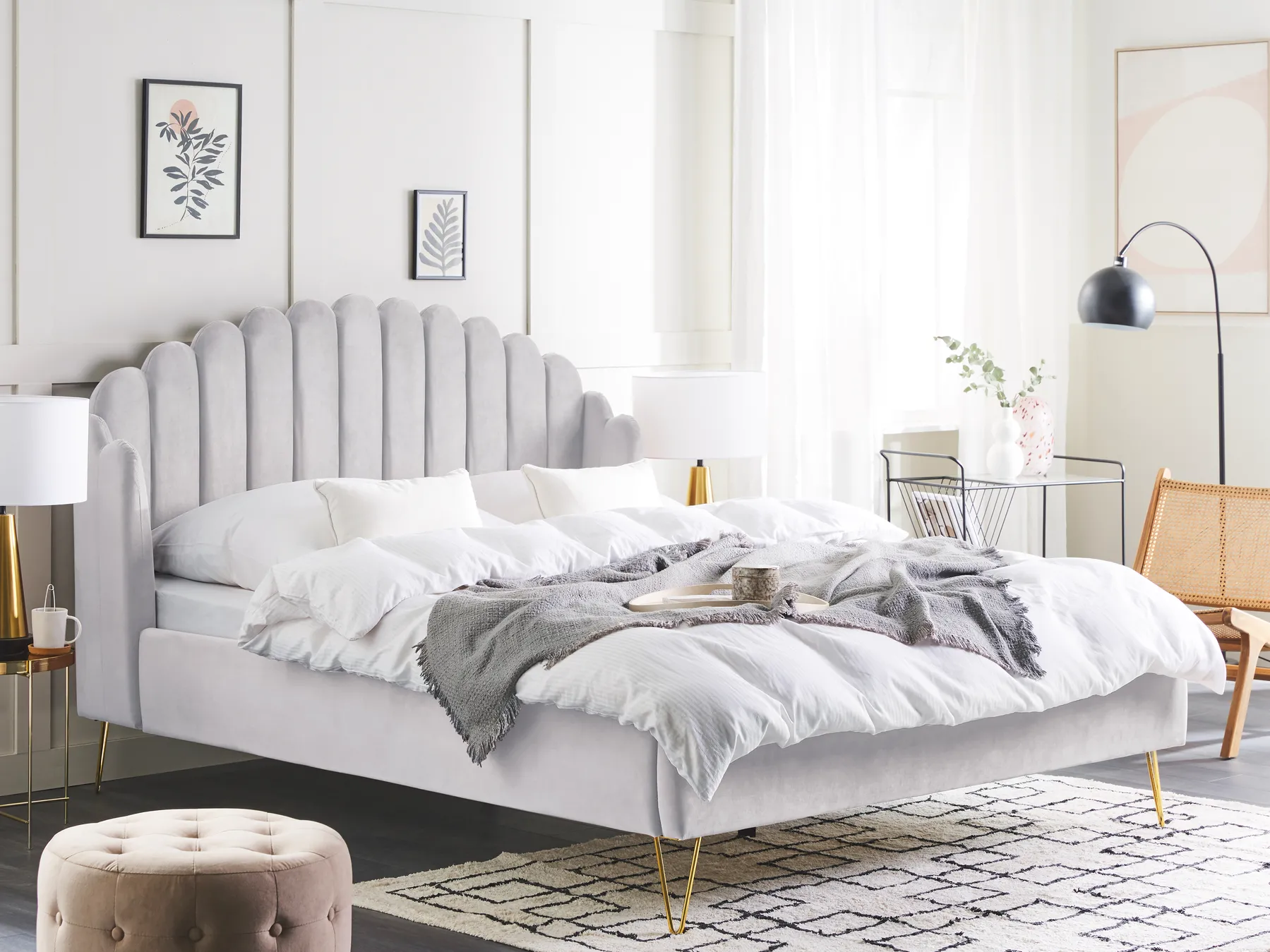 Bed Velvet AMBILLOU 160 x 200 cm (EU King Size) Light Grey_857109