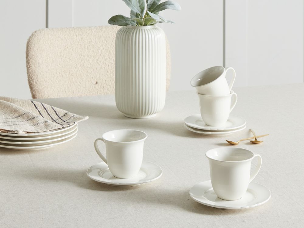 Set of 4 Cups with Saucers ELDERBERRY Porcelain White