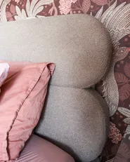 Bed Boucle LESSAY 180 x 200 cm (EU Super King) Taupe_1018363