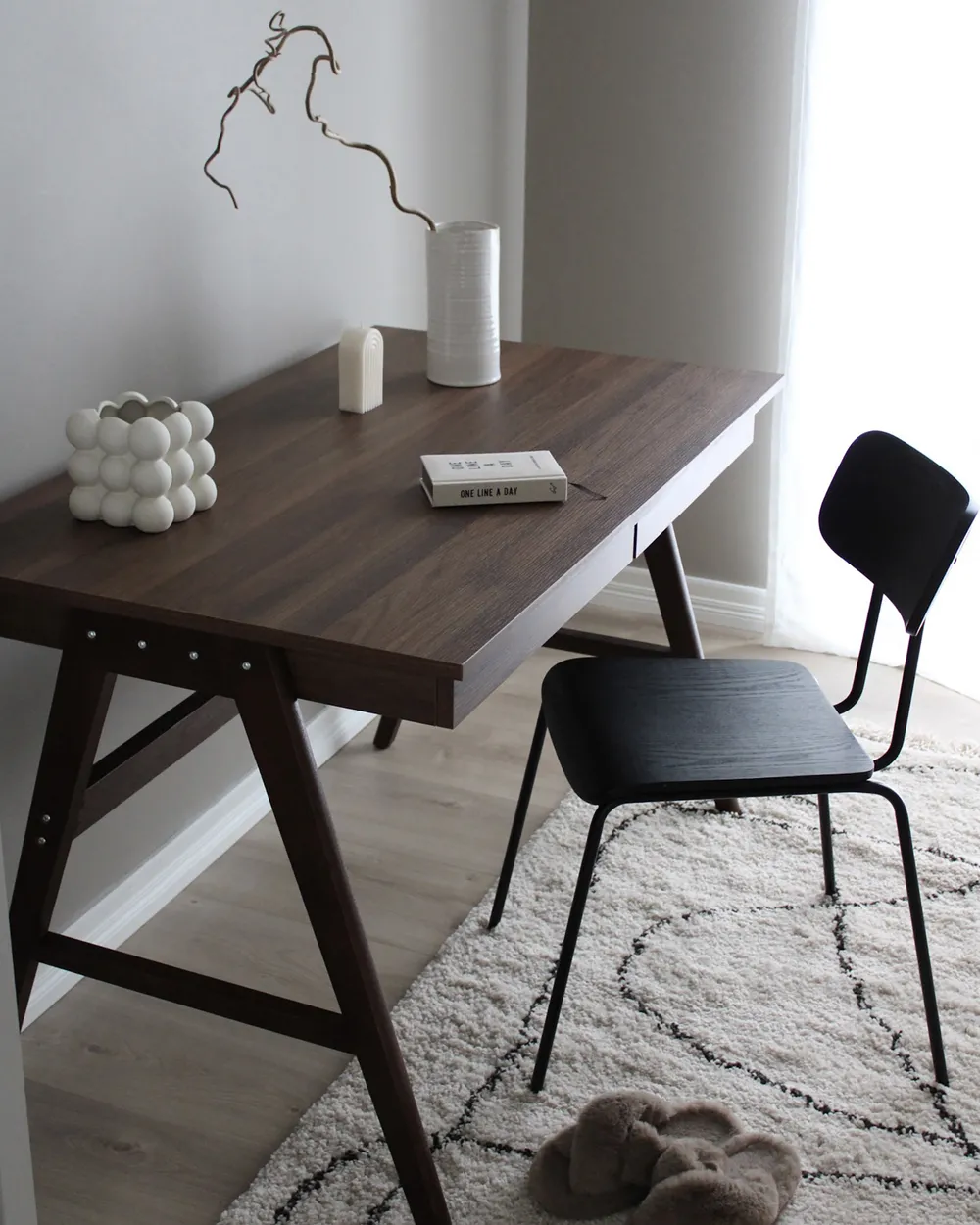 Skrivbord SHESLAY 120 cm 70 cm med lådor Mörkbrun_866939